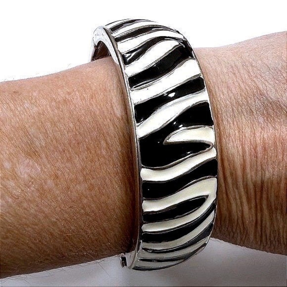 Black White Zebra Print Hinged Bangle Bracelet Bold Statement Jewelry